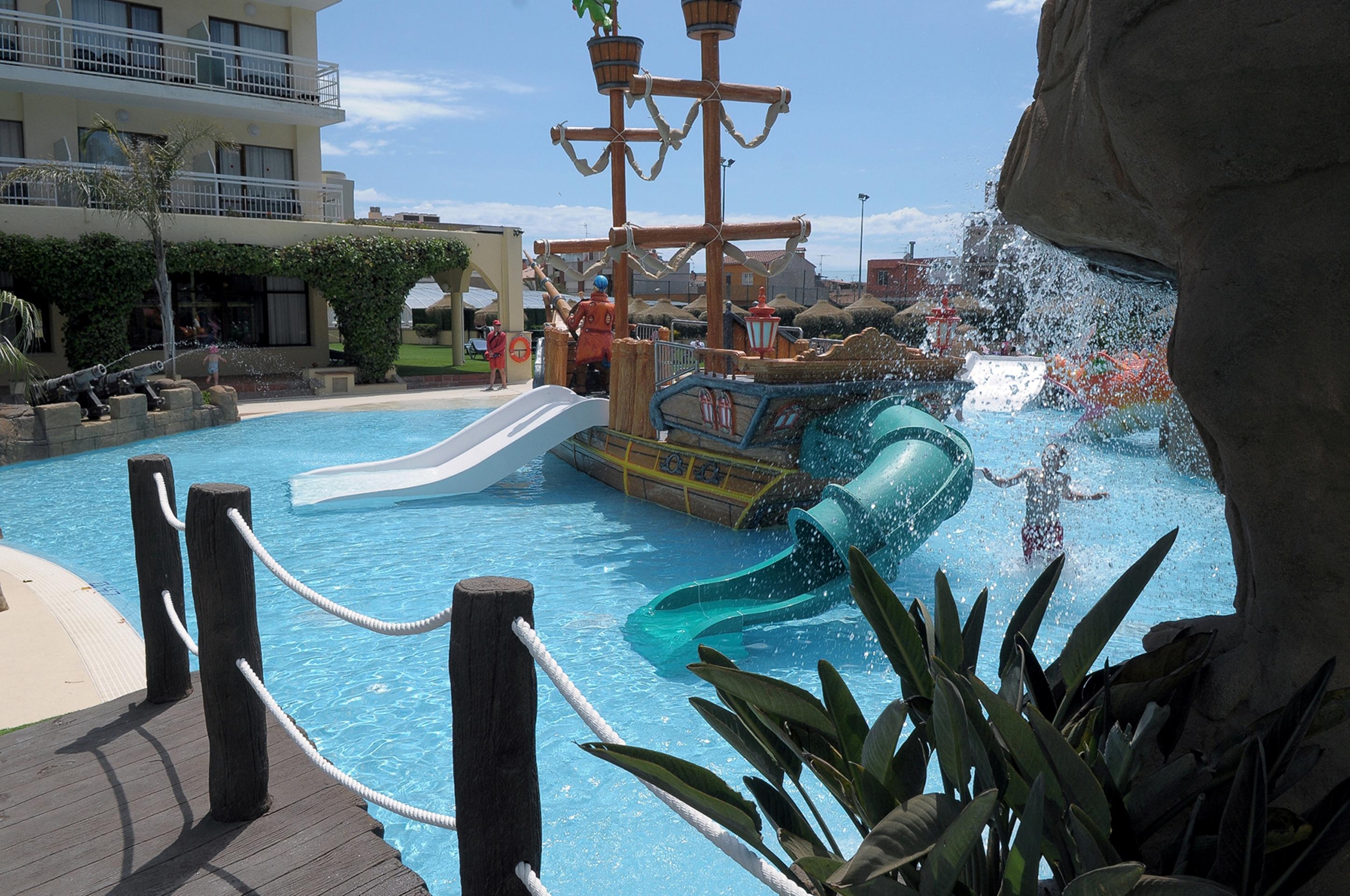 Evenia Olympic Garden Hotel โยเรตเดมาร์ ภายนอก รูปภาพ