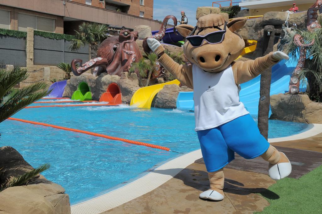 Evenia Olympic Garden Hotel โยเรตเดมาร์ ภายนอก รูปภาพ